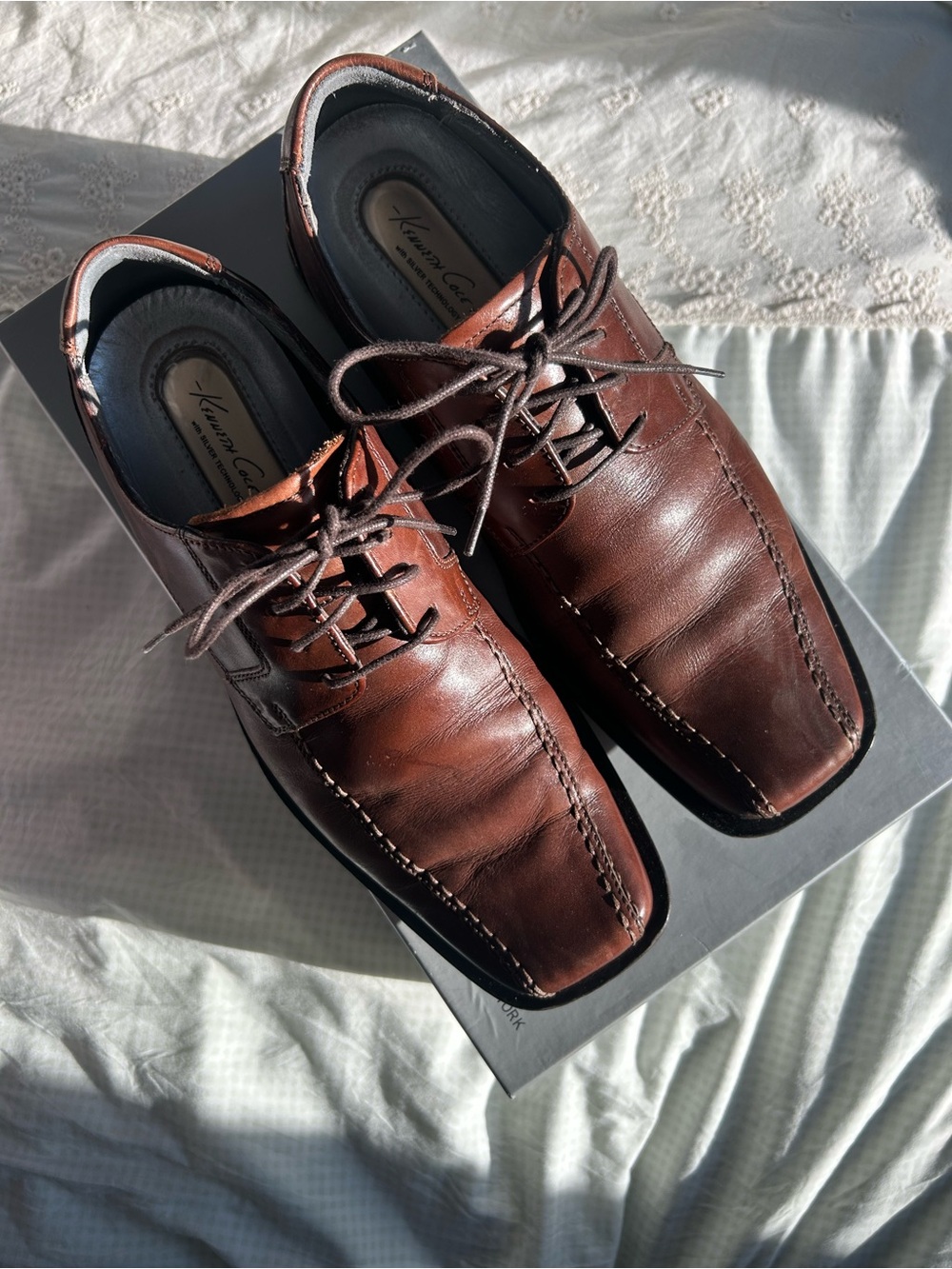 Vintage Kenneth Cole Men's Brown Leather Dress Shoes - Classic Lace-Up